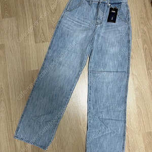 유명의류쇼핑몰 98도씨 오트 청바지 (새제품)