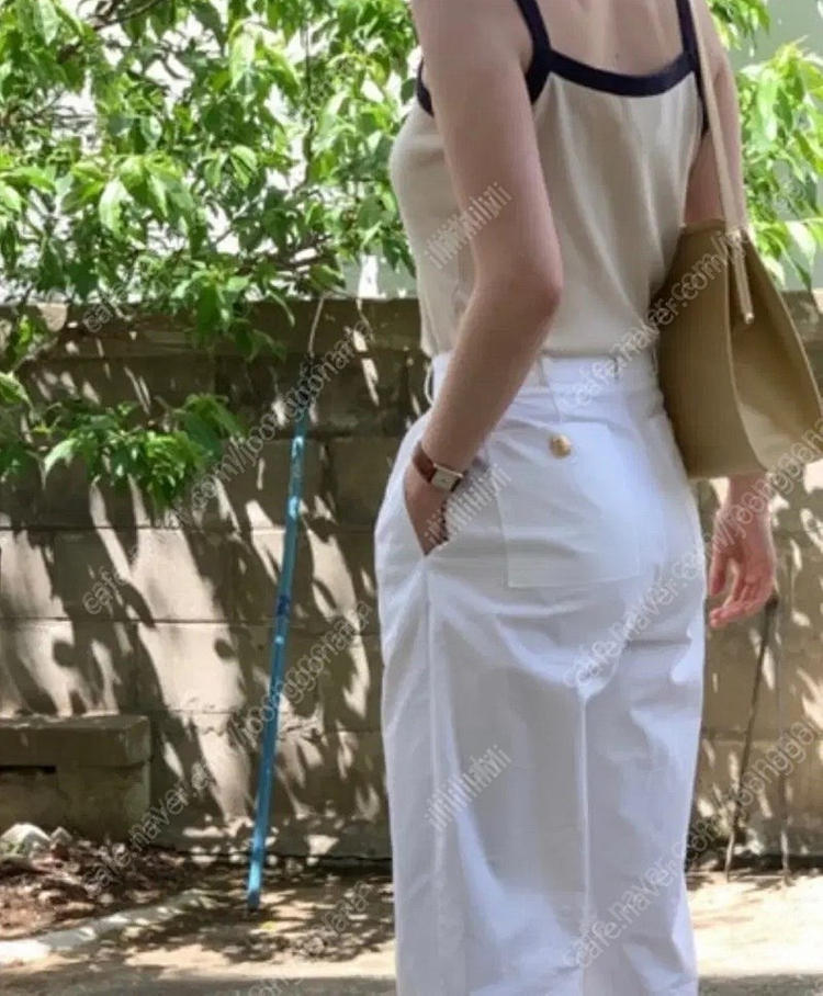 모네 마켓 골드 버튼 팬츠 골드버튼 팬츠 파르벵 더바넷 샵보울 르베인 이미지