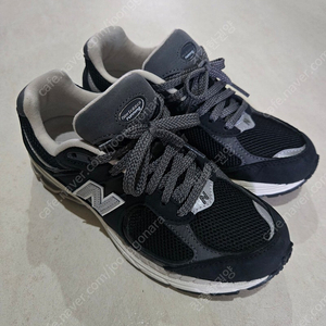 뉴발란스 2002r 블랙네이비 230