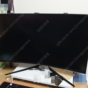 크로스오버-32인치/QHD/144Hz/커브드/게이밍모니터~팝니다