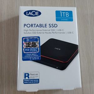 LACIE Portable 외장 SSD STHK1000800 1TB