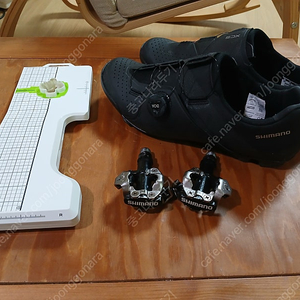 시마노 MTB클릿슈즈 SH-XC300, MTB클릿페달 M520, 클릿피팅툴. 일괄판매.