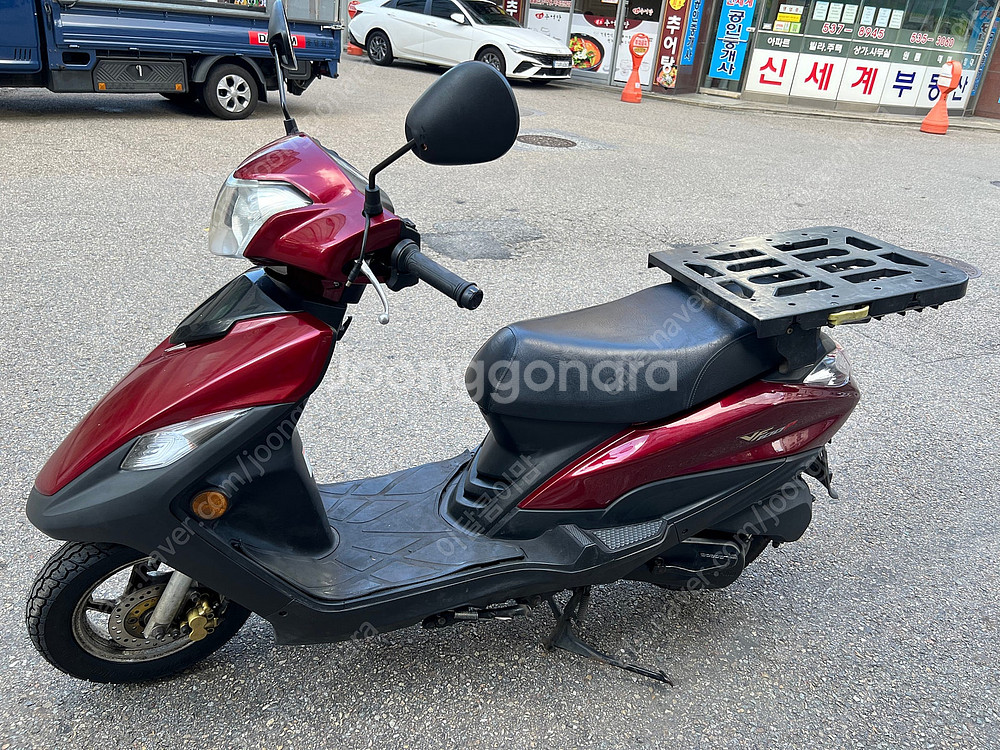 대림 VF 100P 22년식 센터 점검된 엔진 좋고 상태좋은 오토바이 스쿠터--1