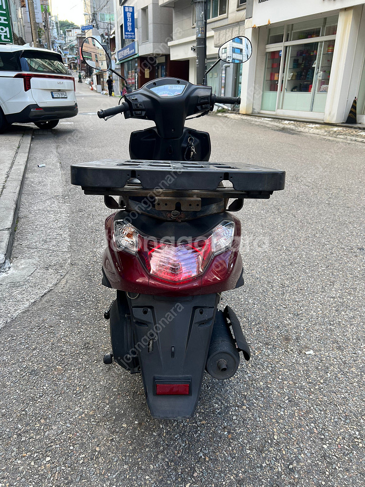 대림 VF 100P 22년식 센터 점검된 엔진 좋고 상태좋은 오토바이 스쿠터--2