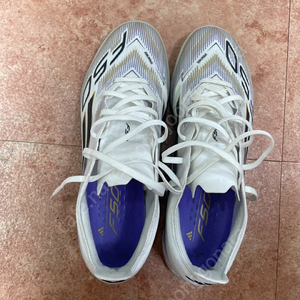 새로나온 아시안핏 아디다스 F50 풋살화 260