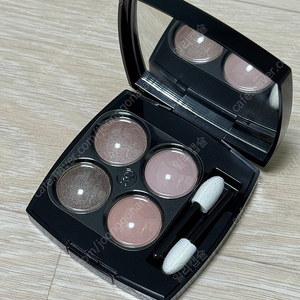 샤넬 4구 섀도(한정) 352 엘리멘탈 새제품