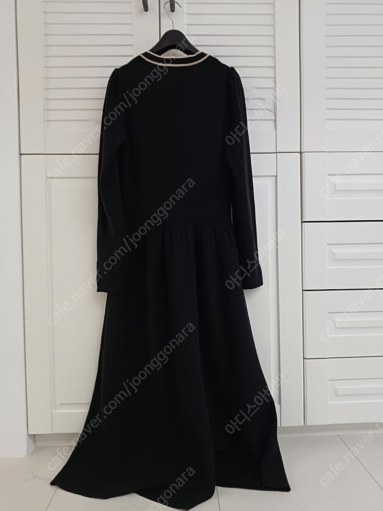 산드로 금장 단추 롱 니트 원피스(44~55) 이미지