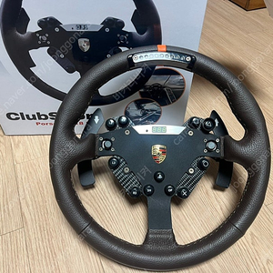 파나텍 fanatec 포르쉐 porsche 918 rsr 레이싱휠