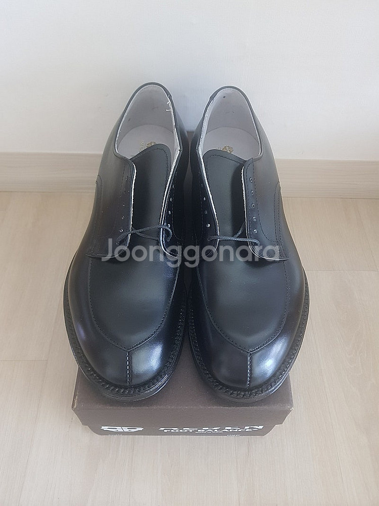 알든 V-Tip 카프 블랙 모디파이드 라스트 6.5E 새상품--0