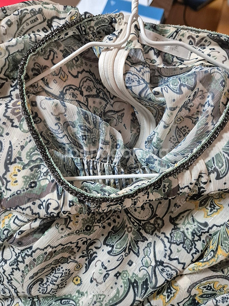 타임페이즐리블라우스--2