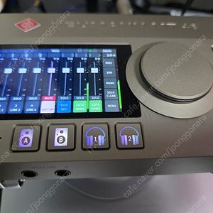 노이만 mt48 민트급 컨디션 판매합니다.