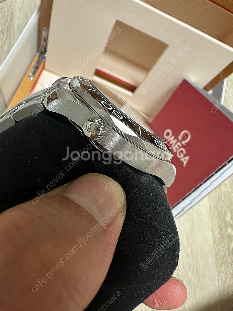 오메가씨마스터300신형42mm 풀박스 판매--2