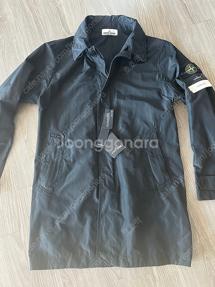 스톤아일랜드(STONE ISLAND) 마이크로랩스 트렌치 코트 새제품 판매합니다--0