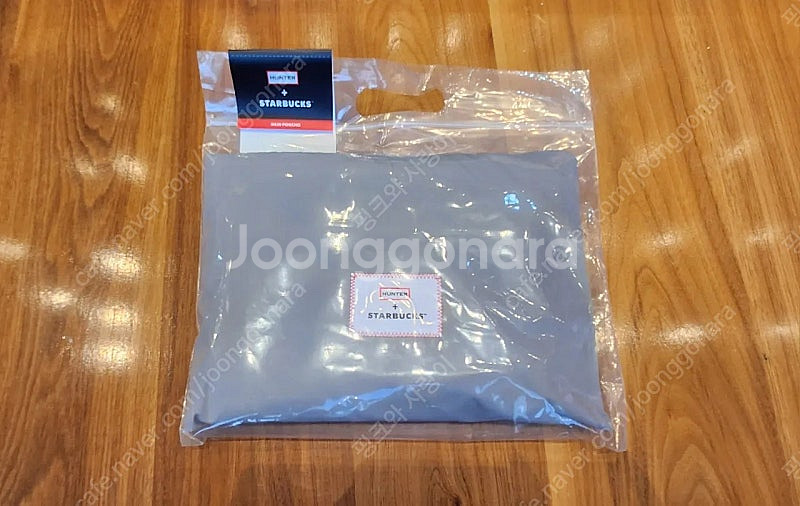 스타벅스 × 헌터 콜라보 라이트 레인판초 그레이 미개봉 새상품--2
