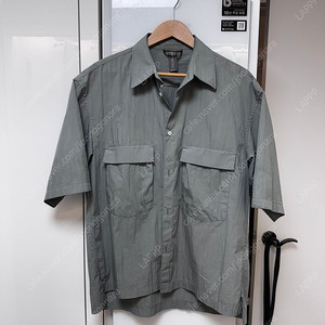 unaffected 언어펙티드 반팔 셔츠 M