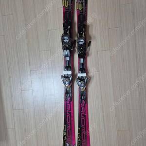 살로몬스키 플레이트/부츠 leki 폴 팝니다.