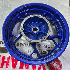 XMAX300 리어 휠 블루