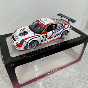 오토아트 포르쉐 911 GT3 RSR LeMans 2007 1:18