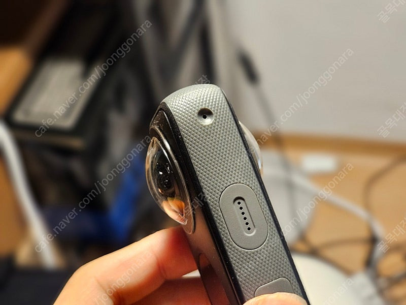 인스타 360 Insta360 ONE X2 풀박스 및 다량의 구성품 이미지