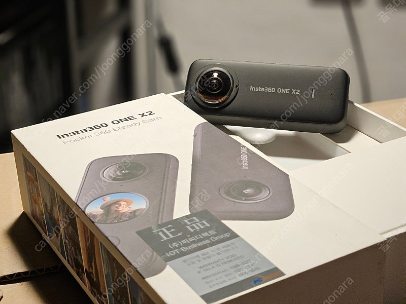 인스타 360 Insta360 ONE X2 풀박스 및 다량의 구성품 이미지