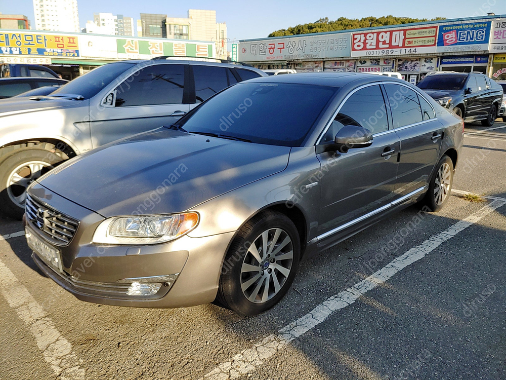 볼보 S80 중고부품 판매--1