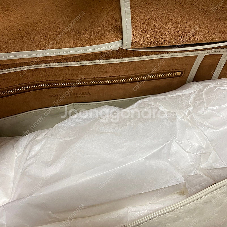 보테가베네타 아르코 슬라우치 크림 라지 상태좋음--3