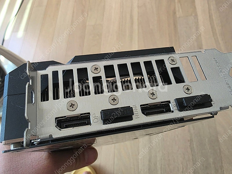 ASUS DUAL 라데온 RX 7600 8GB[가격수정...--1