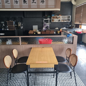 식당 4인용 식탁의자세트 팔아요