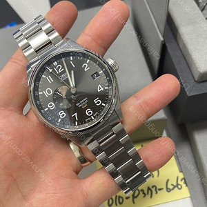 오리스 (ORIS) 빅크라운 프로 파일럿 GMT 스몰세컨즈 그레이 컬러 스틸모델 판매합니다.