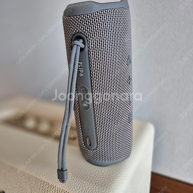 JBL flip6 플립6 그레이 컬러 잠실 직거래 선호--5