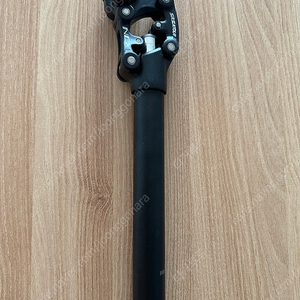 썬투어 NCX 서스펜션 싯포스트 31.6mm 팝니다