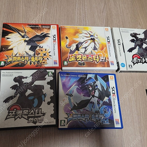 포켓몬 6개 팔아요. 3ds ds용 6개 포켓몬스터 썬 문 화이트디아루가 등등 메뉴얼 속지 다아 있어요..
