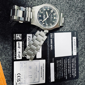 해밀턴 카키필드 쿼츠 38mm 신형 팝니다.