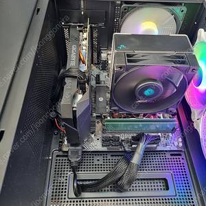 AMD 라이젠5 7600 32GB GTX1660 컴퓨터 팝니다