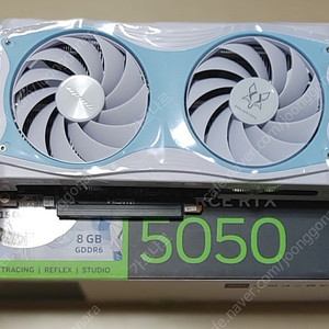 만리 지포스 RTX 5050 폴라폭스 PolarFox OC 8GB 팝니다