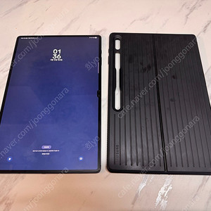갤럭시탭s8 울트라 5g 128기가 + 정품 프로텍티브 케이스 팝니다