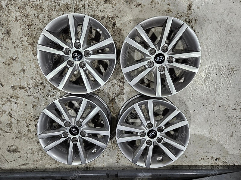 LF소나타 16인치 중고휠 한대분 이미지