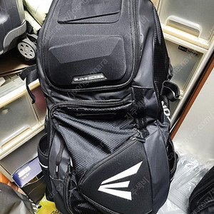 EASTON 이스턴 야구 배낭(배트4개용)팝니다.