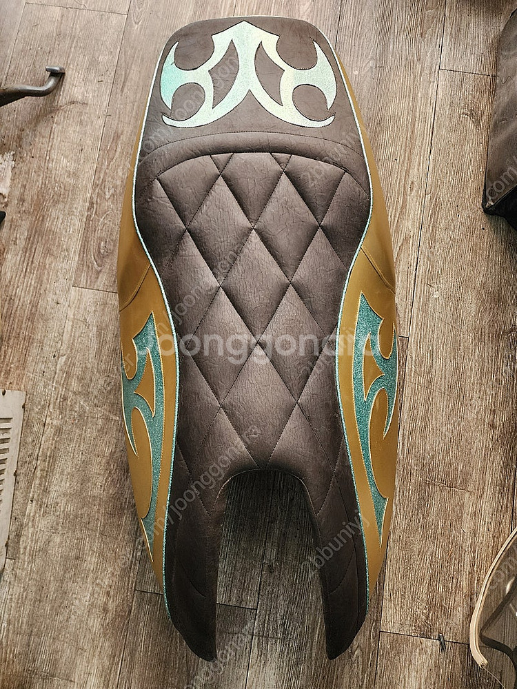 티맥스용 커스텀시트 튜닝안장--1