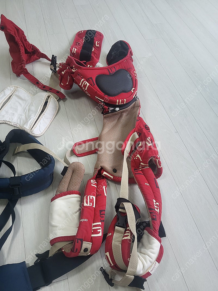 에르고 아기띠 싸게 팝니다.--4