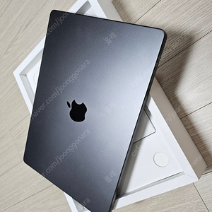 맥북 프로 M4 pro 24gb 14인치 배터리 5/100 퍼센트 / macbook pro 14 m4 m4pro