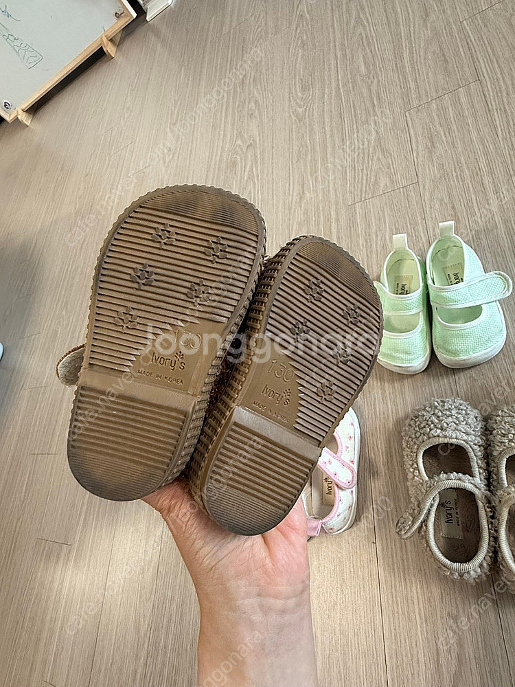 아이보리스 130--6