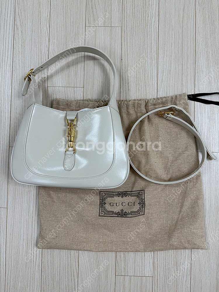 구찌 재키백 스몰 화이트 좋은 컨디션--2