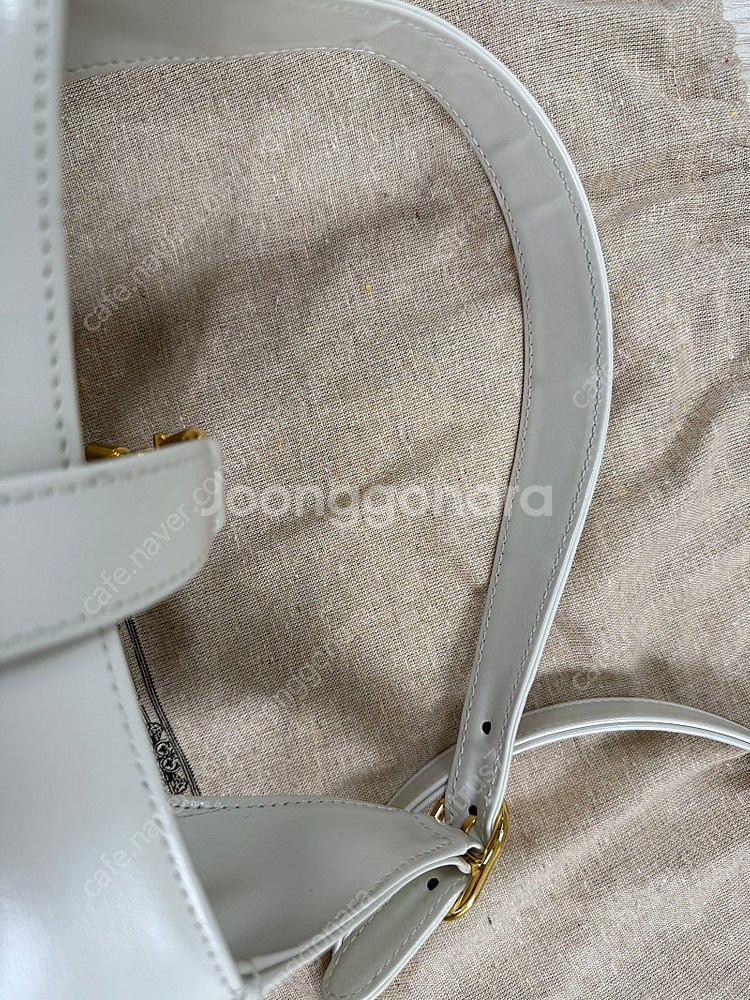 구찌 재키백 스몰 화이트 좋은 컨디션--6