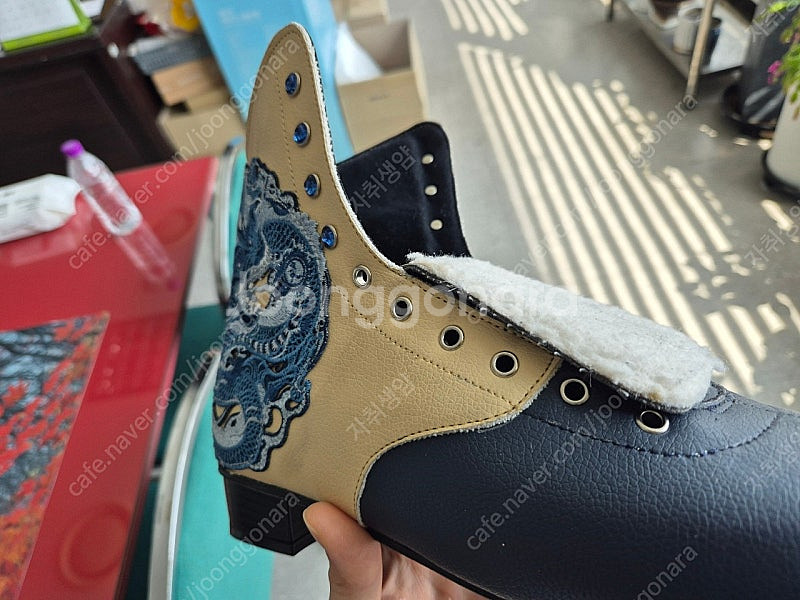 롤러스케이트 부츠만 팝니다 270mm--7