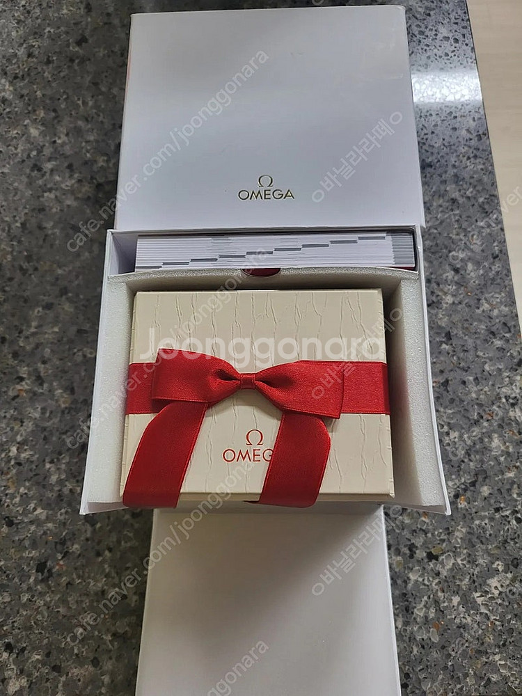 오메가 리본 시계 케이스--1