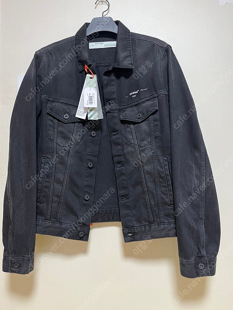 오프화이트 OFF WHITE 블랙 워싱 데님 자켓 XL사이즈 새제품 이미지