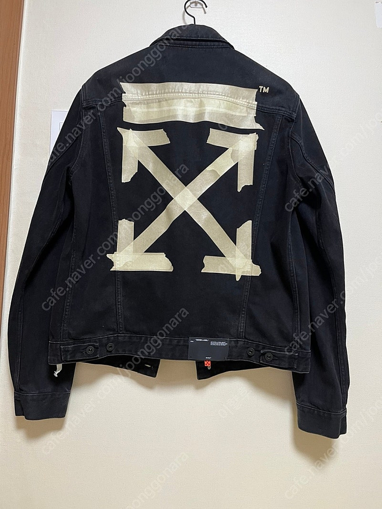 오프화이트 OFF WHITE 블랙 워싱 데님 자켓 XL사이즈 새제품 이미지