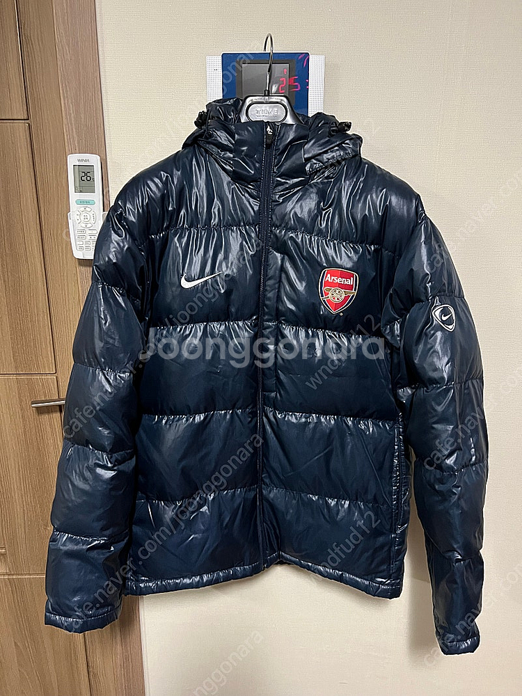 나이키 아스날 패딩자켓 여러벌 팝니다. 사이즈 105--7