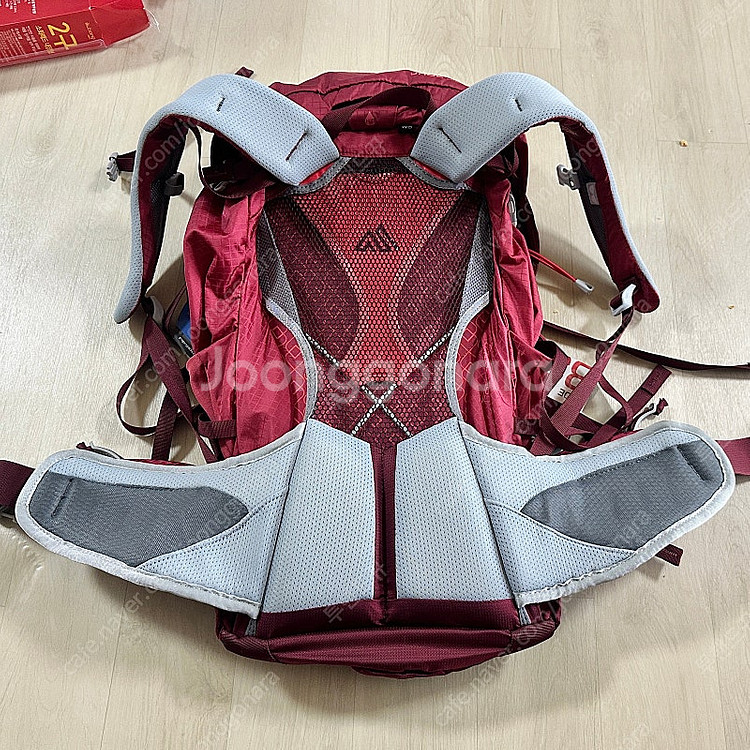 그레고리 제이드 33 루비 레드 레인커버 포함 보관만한 새것--4